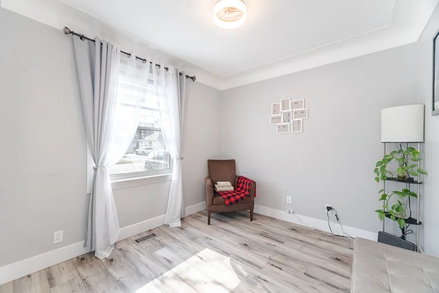 96 Sixth Avenue, Kitchener - photo 11