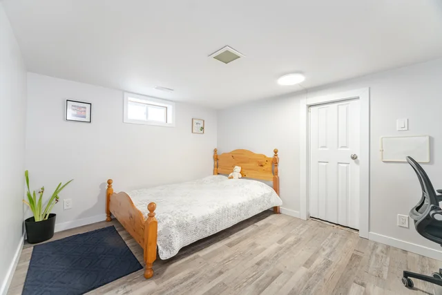 96 Sixth Avenue, Kitchener - photo 40