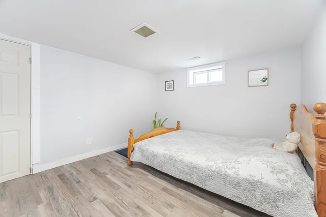 96 Sixth Avenue, Kitchener - photo 42