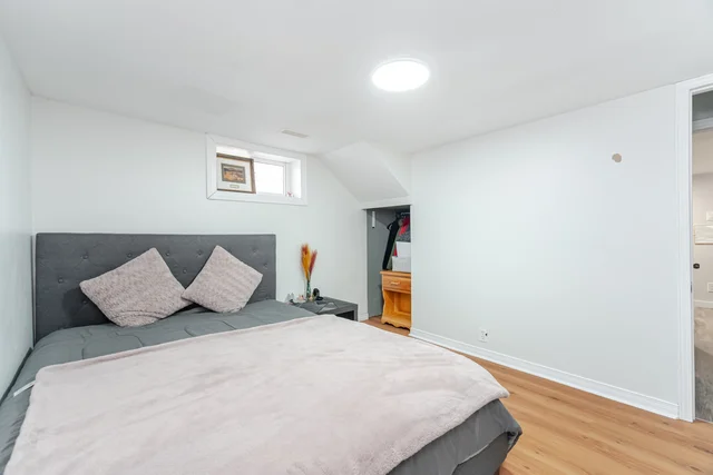 96 Sixth Avenue, Kitchener - photo 44