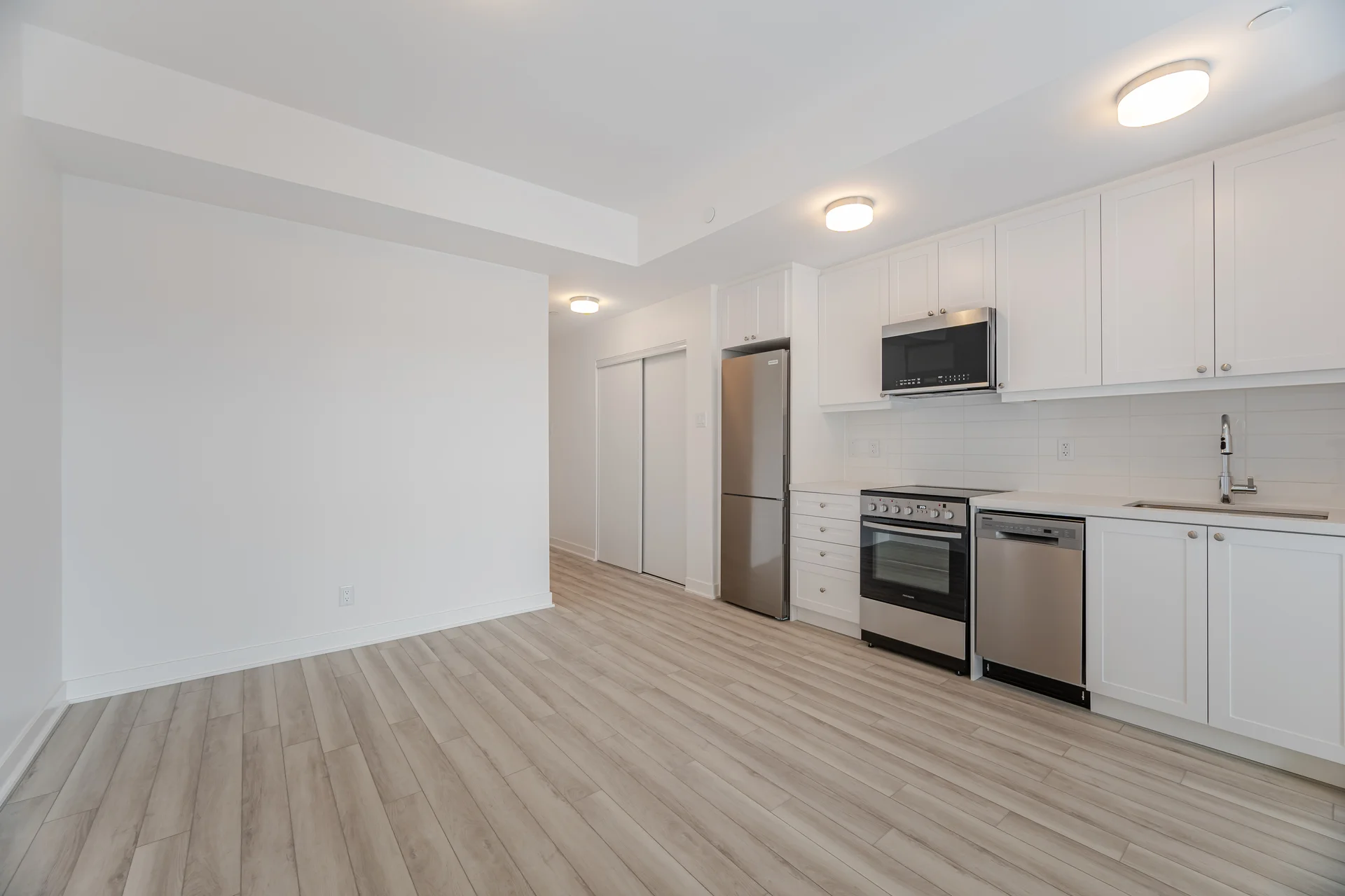 #601-55 Clarington Boulevard, Bowmanville - photo 9