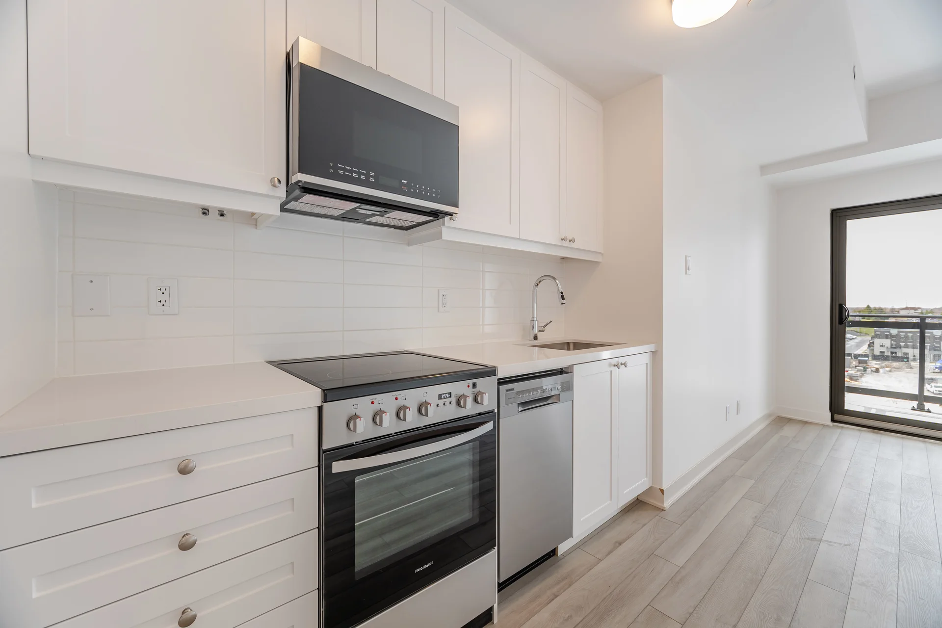#601-55 Clarington Boulevard, Bowmanville - photo 11