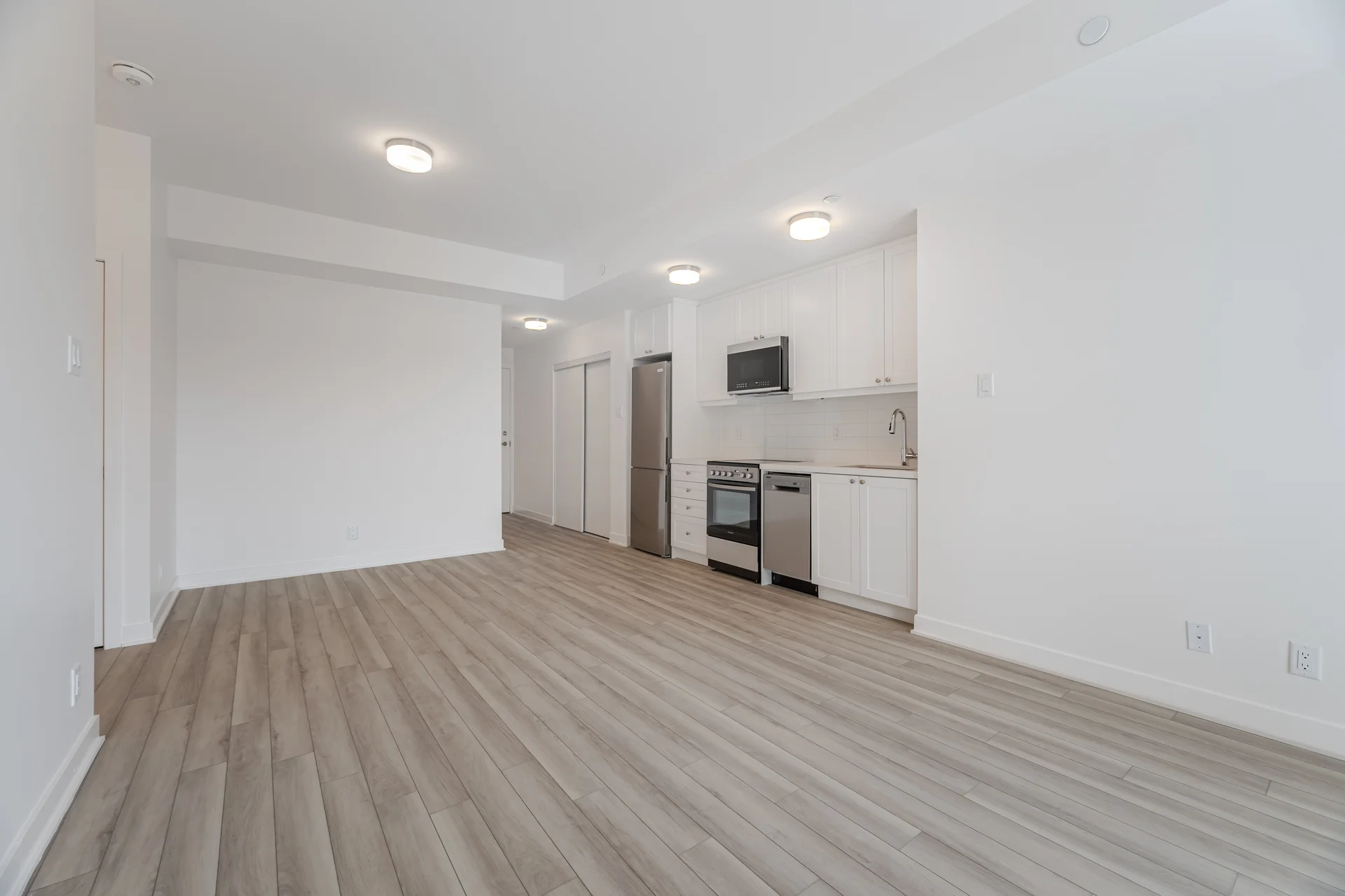 #601-55 Clarington Boulevard, Bowmanville - photo 17