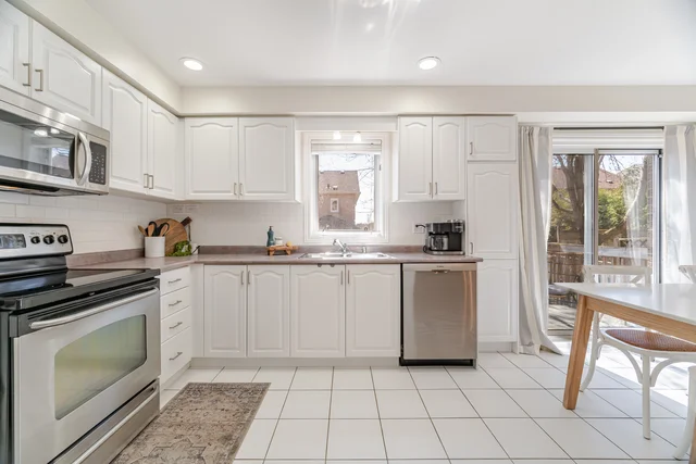 35 Harnesworth Crescent, Waterdown - photo 23