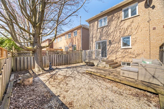 35 Harnesworth Crescent, Waterdown - photo 49