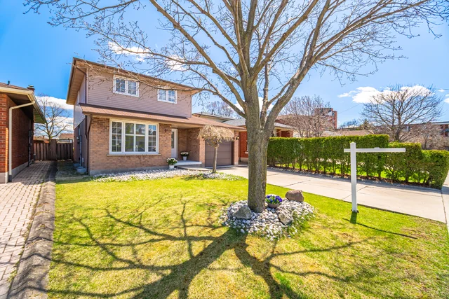 93 Indian Crescent, Hamilton - photo 3
