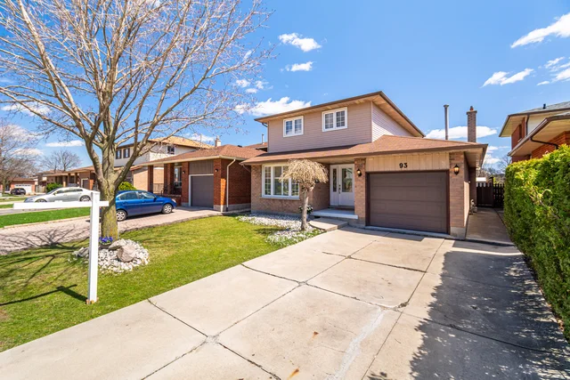 93 Indian Crescent, Hamilton - photo 4