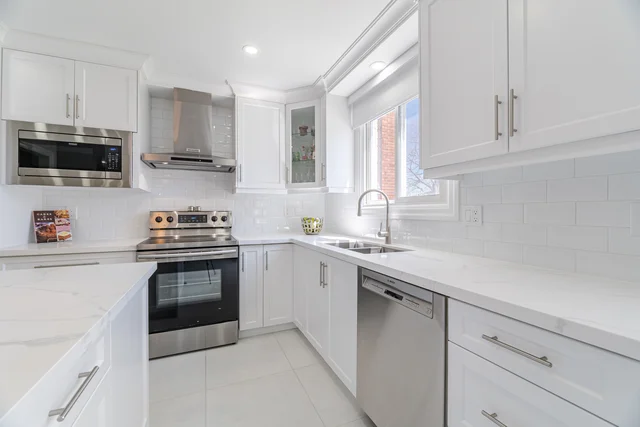 93 Indian Crescent, Hamilton - photo 21