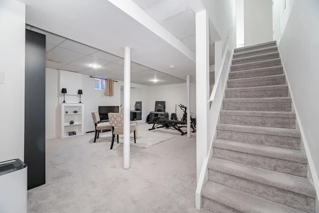 93 Indian Crescent, Hamilton - photo 42