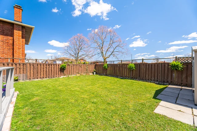 93 Indian Crescent, Hamilton - photo 57