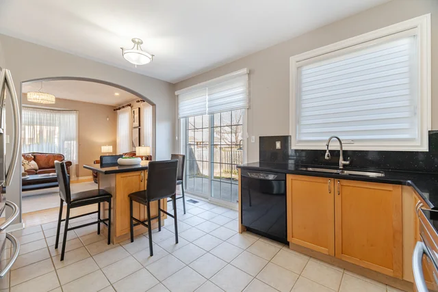 643 Hamilton Crescent, Milton - photo 20