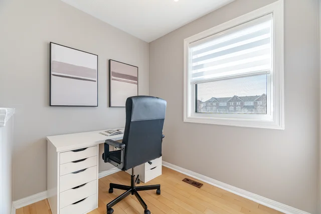 643 Hamilton Crescent, Milton - photo 27
