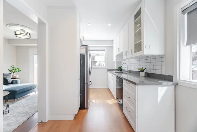 127 Tulip Drive, Brampton - photo 8
