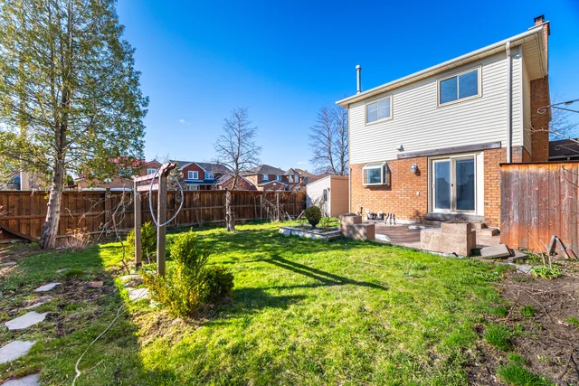 127 Tulip Drive, Brampton - photo 39
