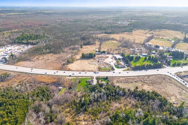 2130 Highway 6, Hamilton - photo 87
