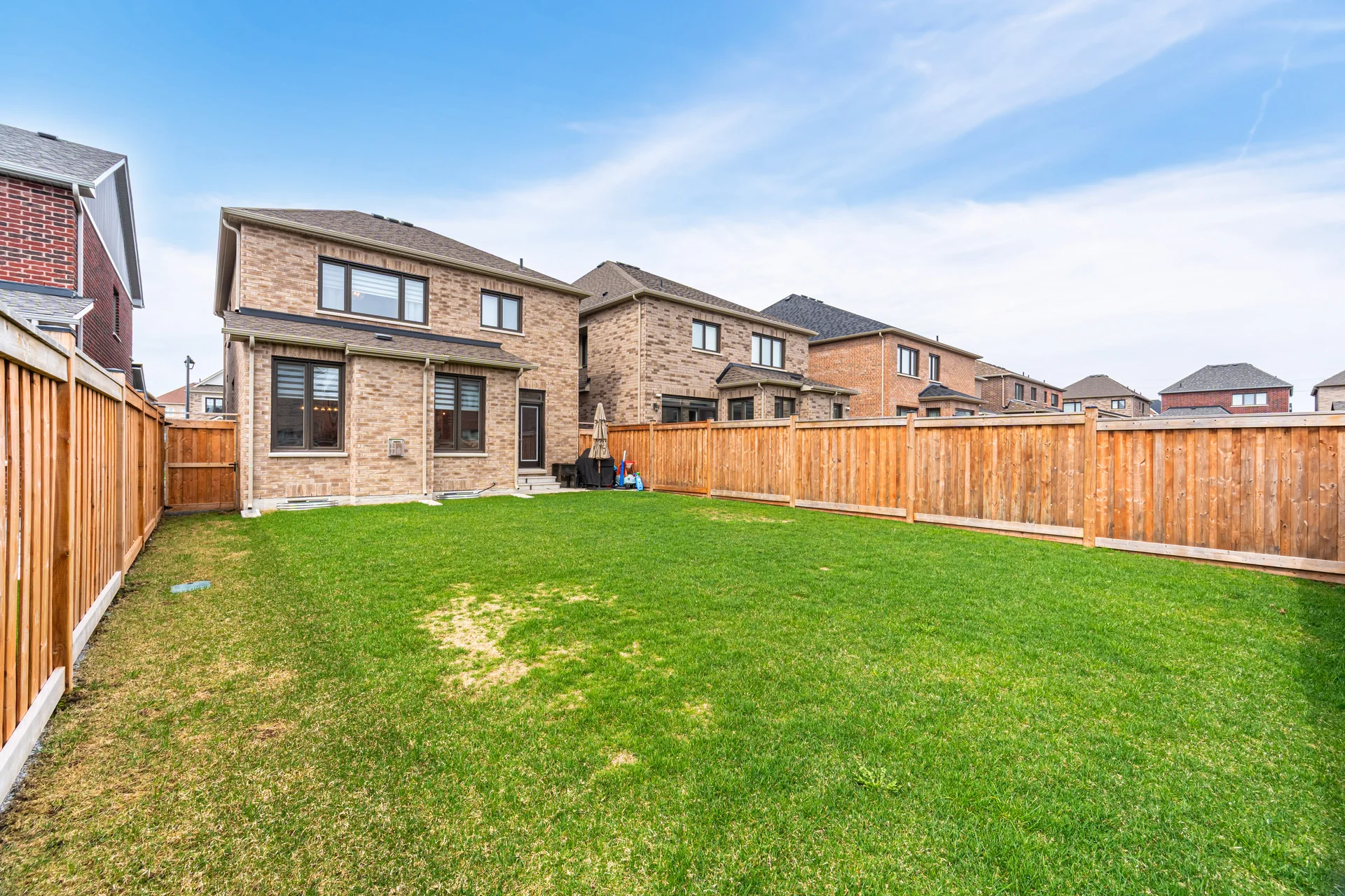 112 Bartram Crescent, Bradford - photo 47