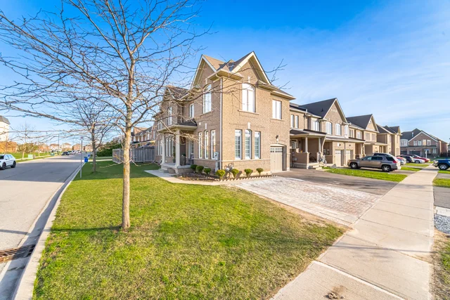 16 McLaughlin Avenue, Milton - photo 1