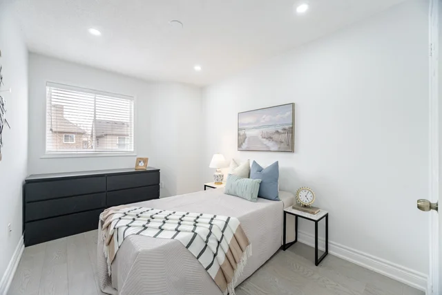 640 Sunbird Trail, Pickering - photo 36