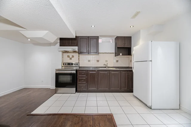 640 Sunbird Trail, Pickering - photo 43