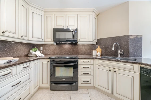 #12-2140 Turnberry Road, Burlington - photo 23
