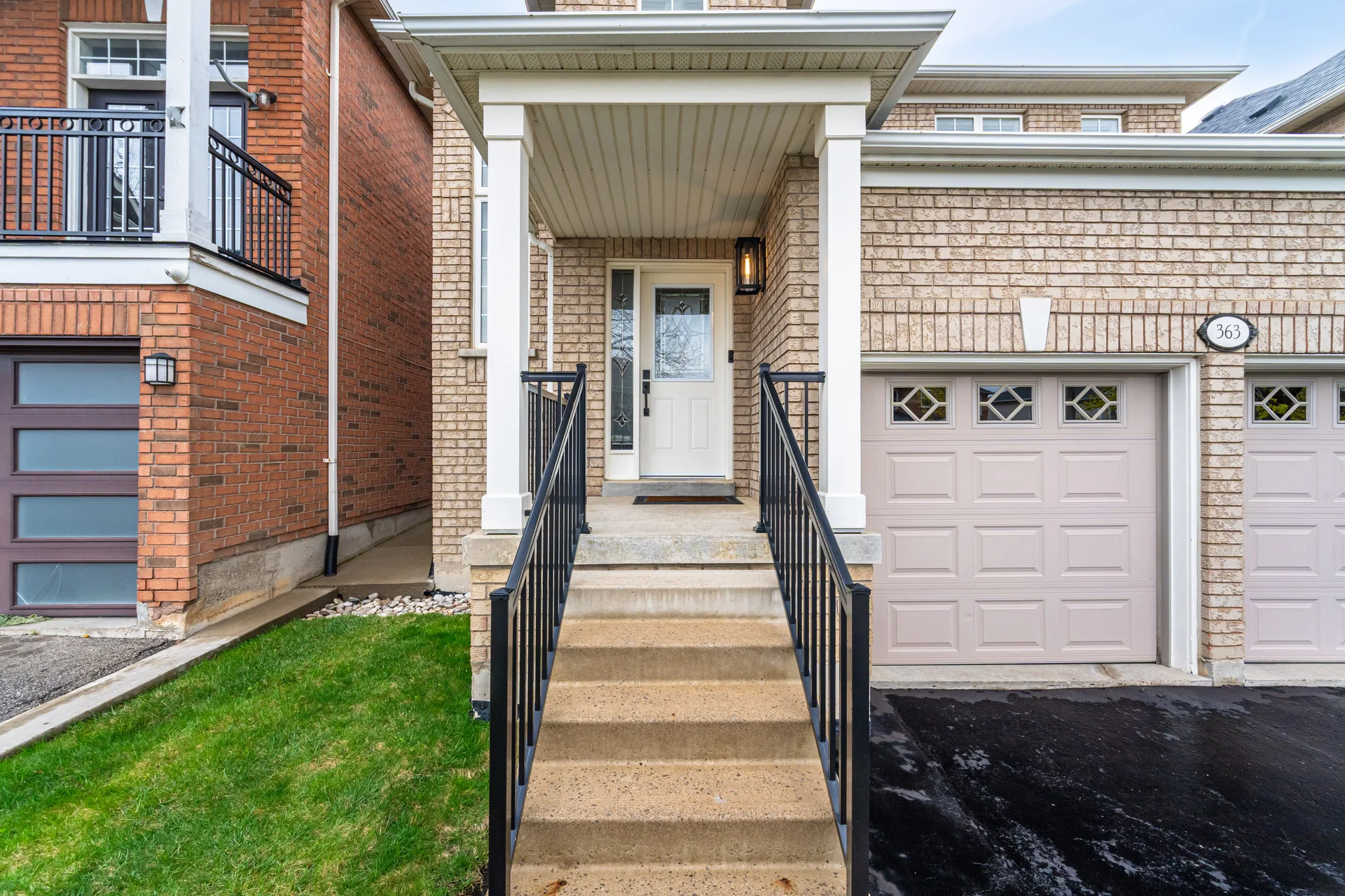 363 Edenbrook Hill Drive, Brampton - photo 6