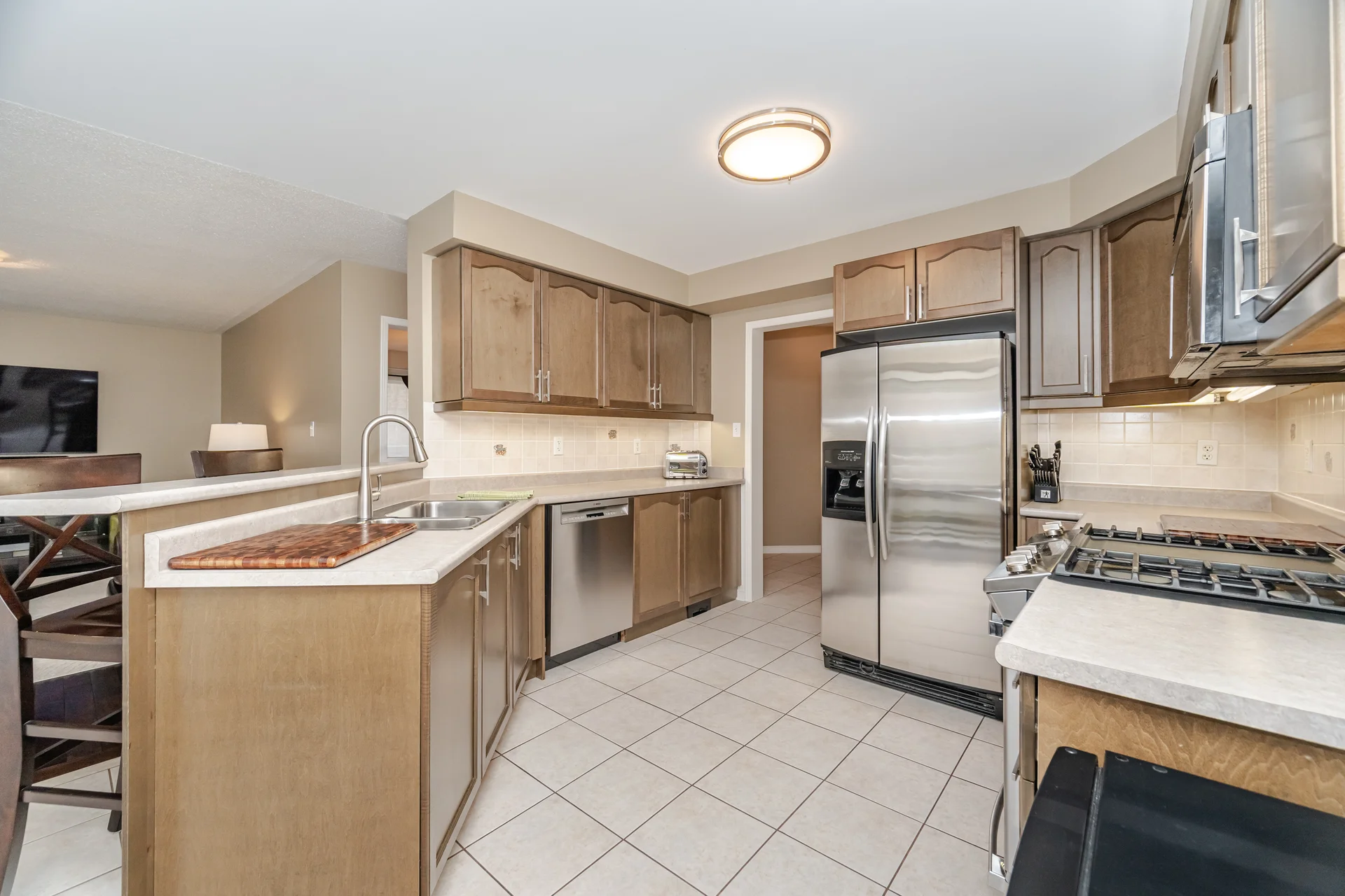 363 Edenbrook Hill Drive, Brampton - photo 12