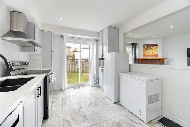 69 Chalmers Crescent, Ajax - photo 24