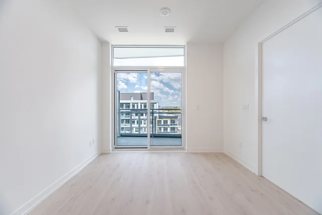 #651-2501 Saw Whet Boulevard, Oakville - photo 12