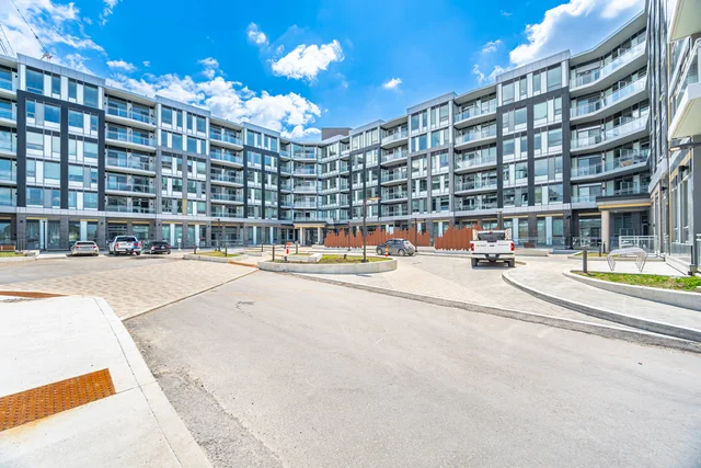 #651-2501 Saw Whet Boulevard, Oakville - photo 45