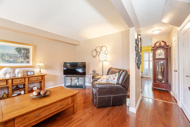 #9-580 Eyer Drive, Pickering - photo 9