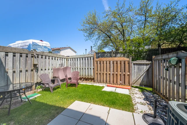 #9-580 Eyer Drive, Pickering - photo 34