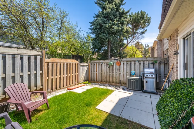 #9-580 Eyer Drive, Pickering - photo 36