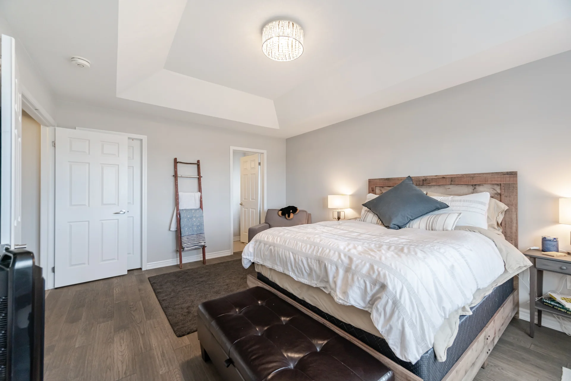 1419 Chretien Street, Milton - photo 41