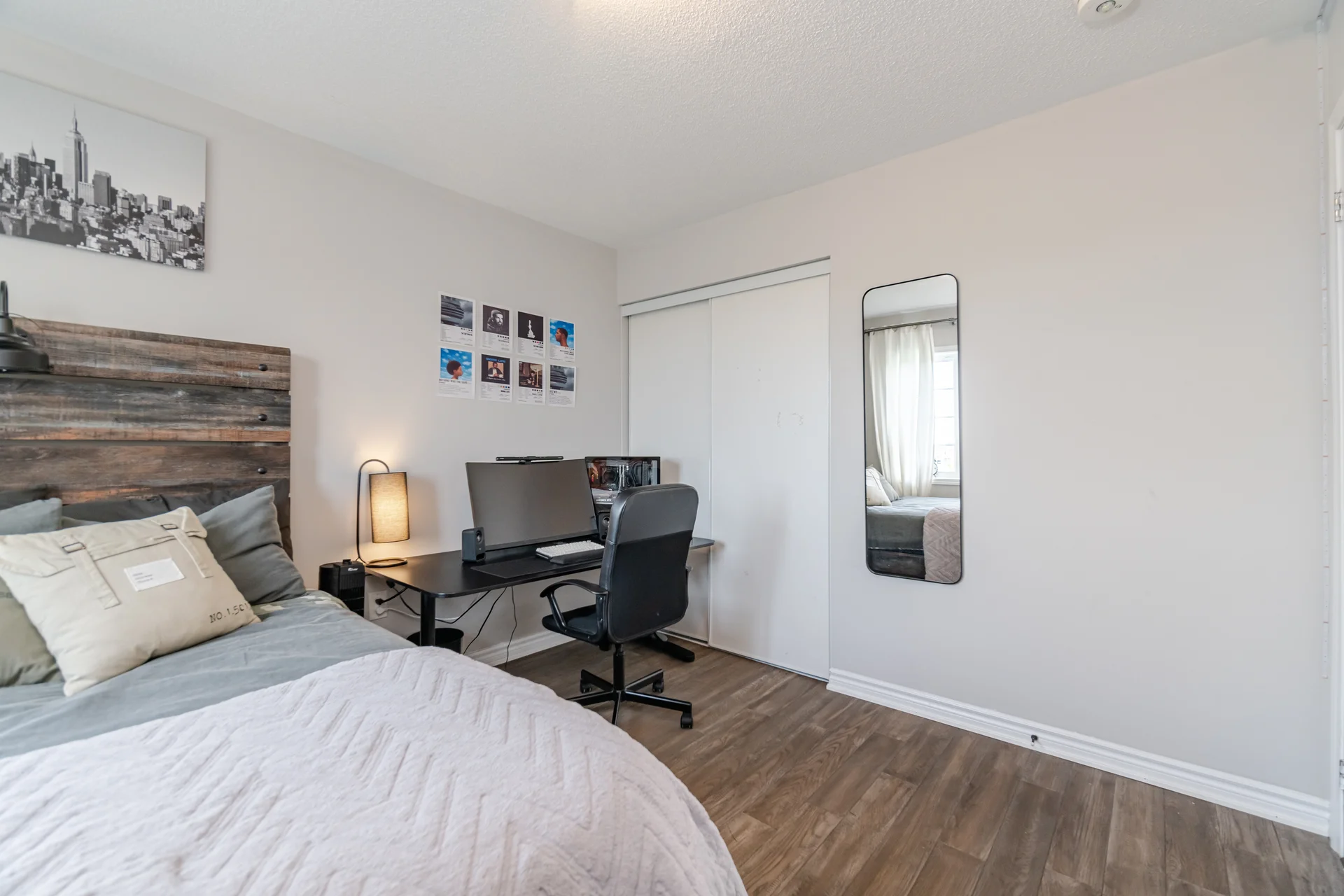 1419 Chretien Street, Milton - photo 44