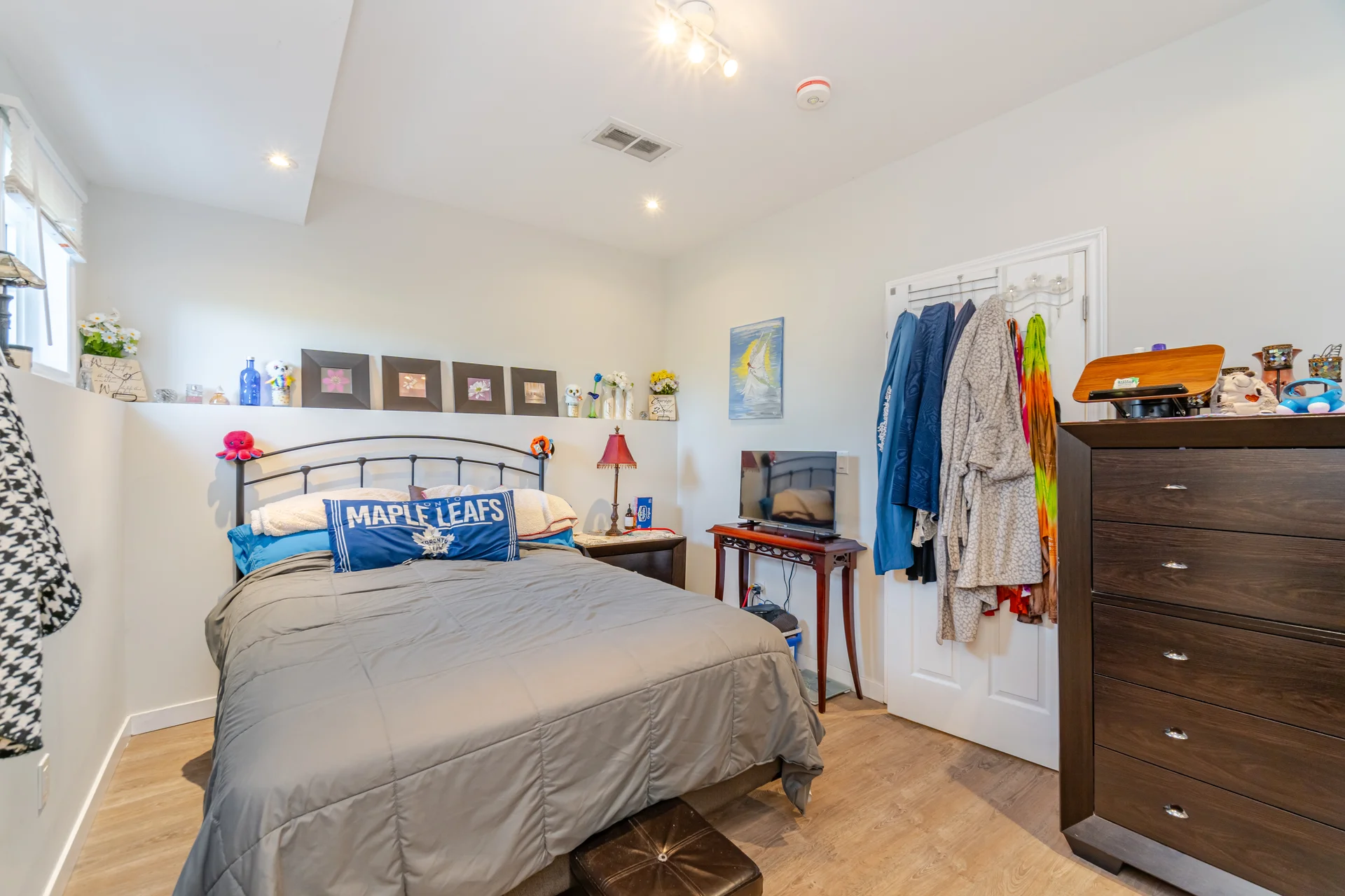 1419 Chretien Street, Milton - photo 63