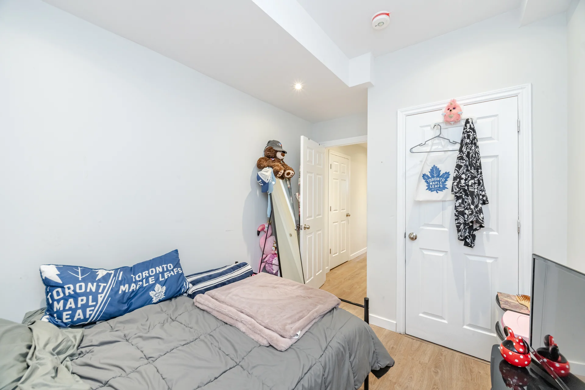 1419 Chretien Street, Milton - photo 67