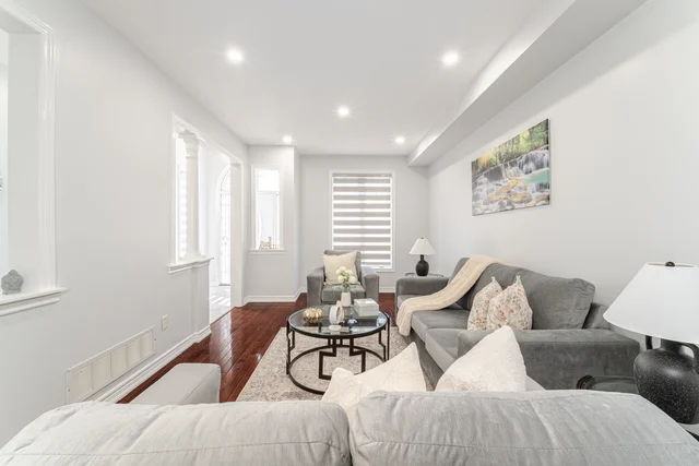 7 Millsborough Road, Brampton - photo 12
