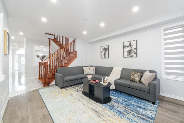7 Millsborough Road, Brampton - photo 16