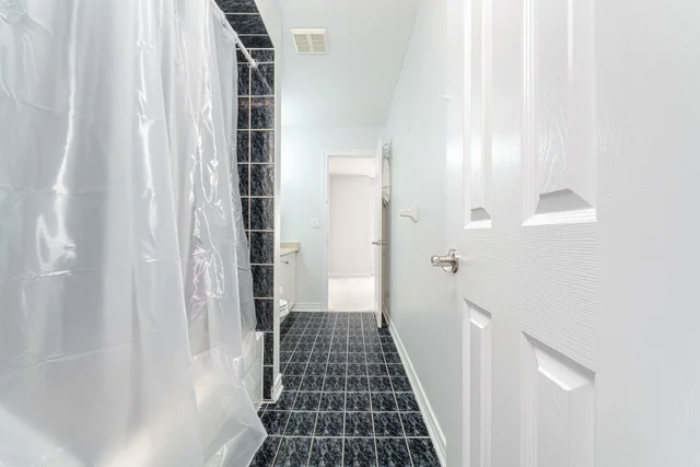 7 Millsborough Road, Brampton - photo 50