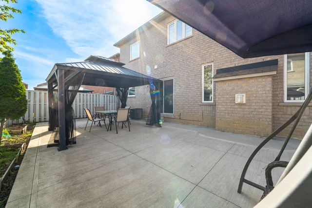 7 Millsborough Road, Brampton - photo 79