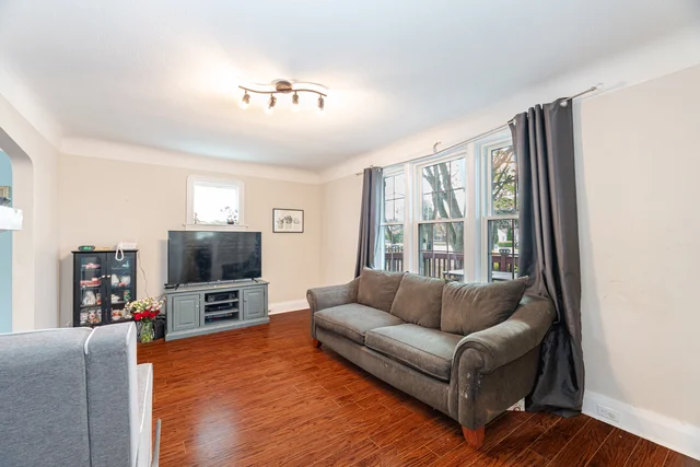 980 King Street East, Oshawa - photo 18