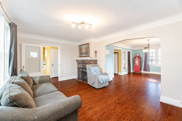 980 King Street East, Oshawa - photo 20
