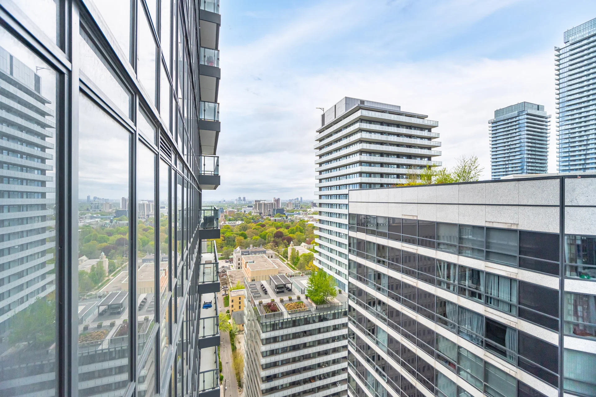 #2515-955 Bay Street, Toronto - photo 25
