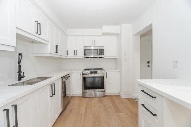 #10-3360 The Credit Woodlands, Mississauga - photo 9
