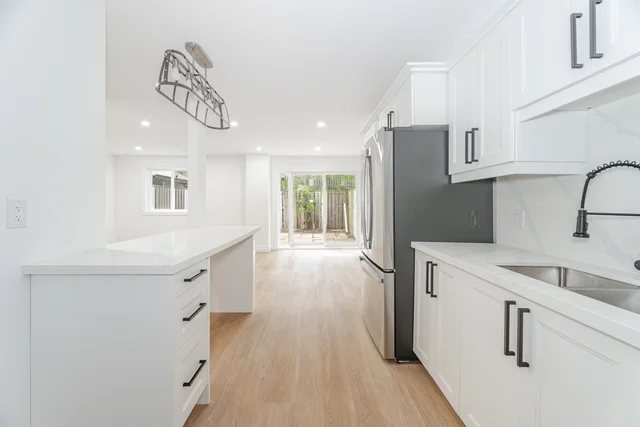 #10-3360 The Credit Woodlands, Mississauga - photo 11