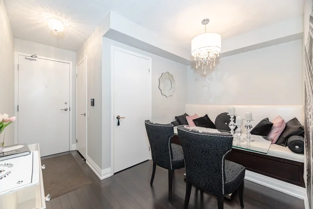 #1506-25 Carlton Street, Toronto - photo 6