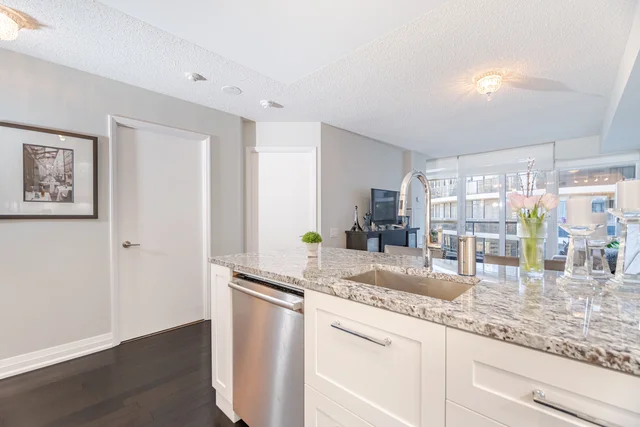 #1506-25 Carlton Street, Toronto - photo 14