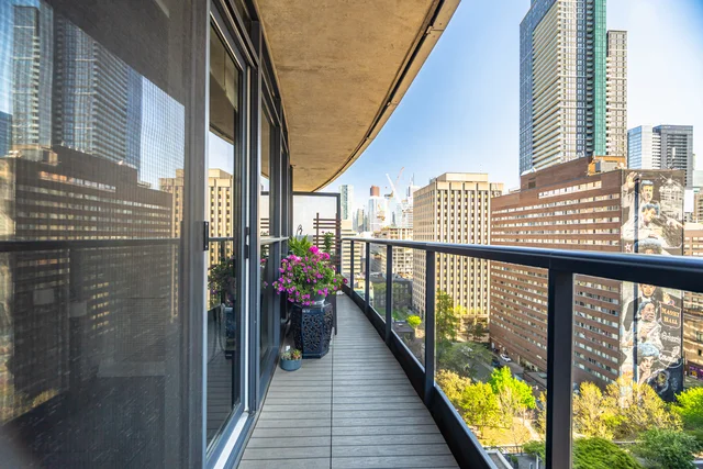 #1506-25 Carlton Street, Toronto - photo 28