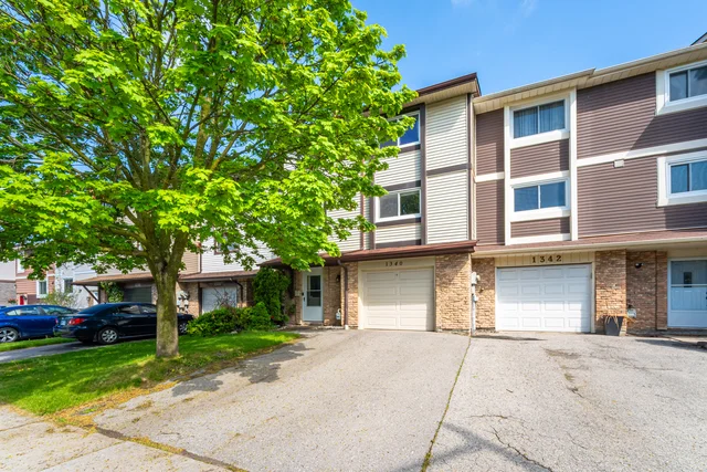 1340 Brands Court, Pickering - photo 9