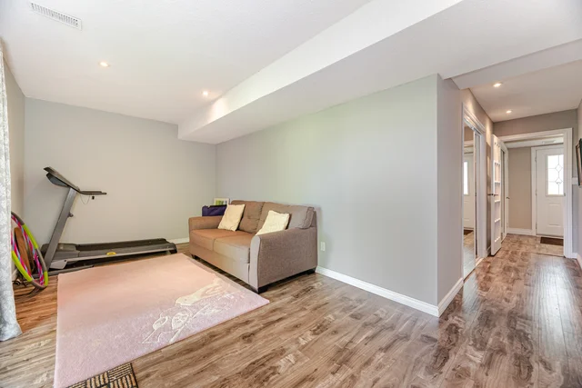 1340 Brands Court, Pickering - photo 39
